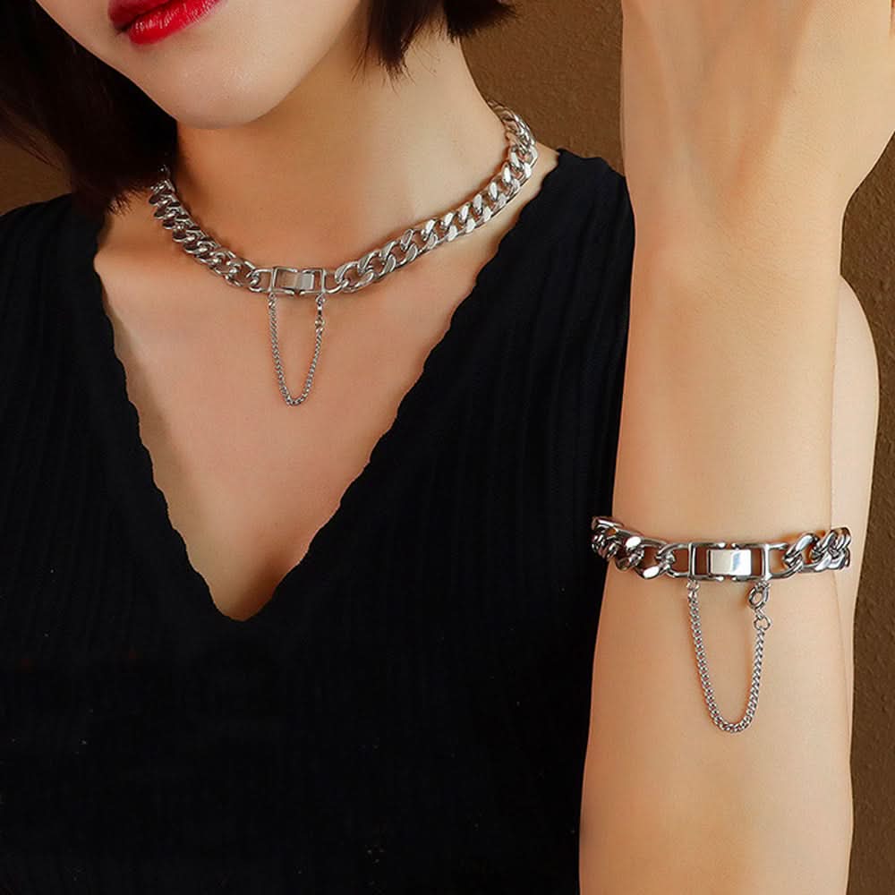 Contemporary Buckle Jewelry Set - ShopLorca