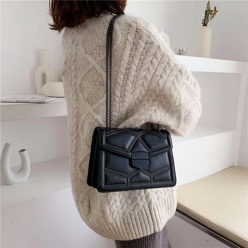 Modish Quilted Shoulder Bag - ShopLorca