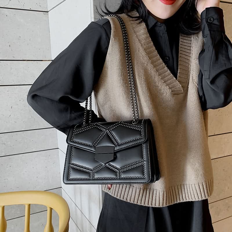 Modish Quilted Shoulder Bag - ShopLorca