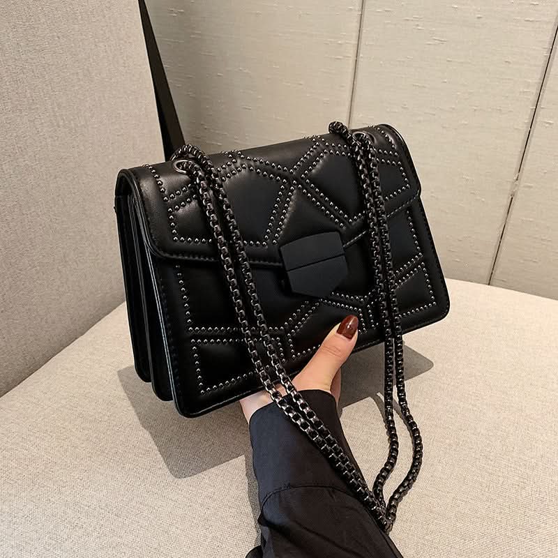 Modish Quilted Shoulder Bag - ShopLorca