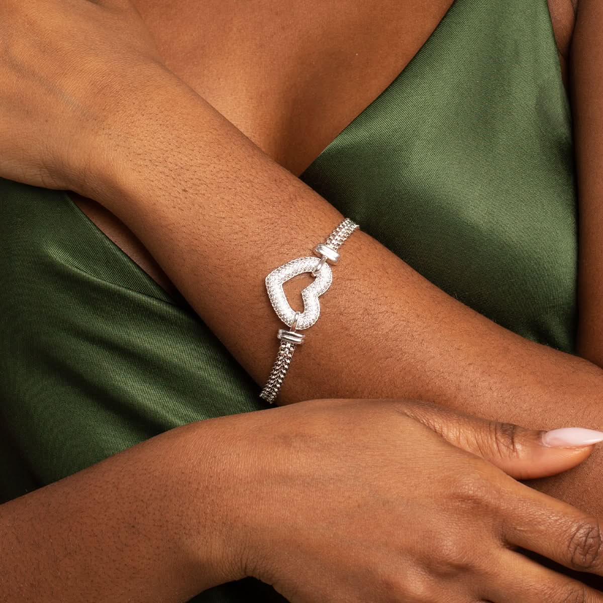 Paris Heart Pendant Bracelet - ShopLorca