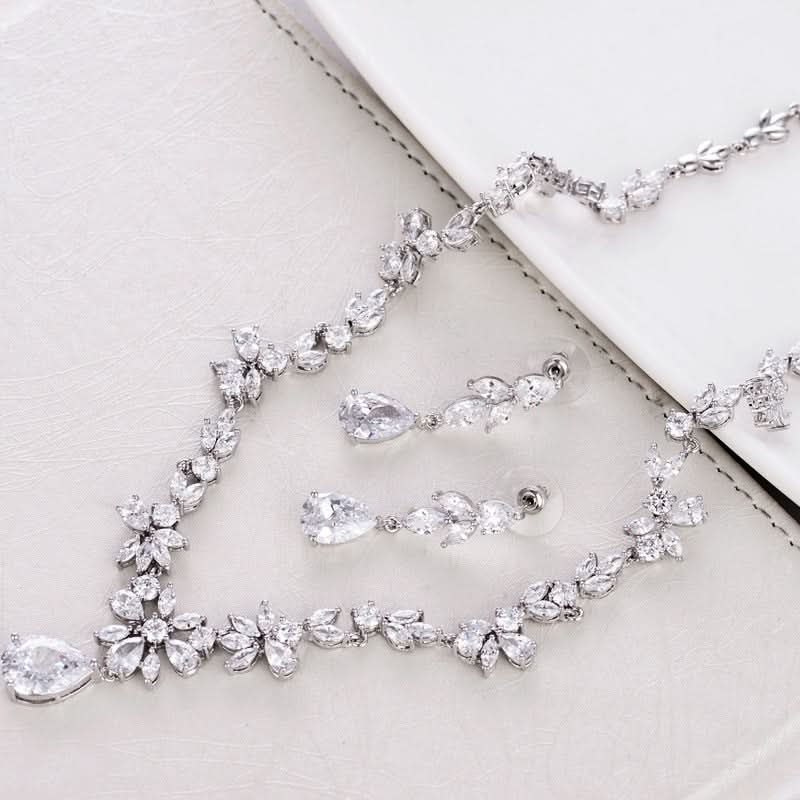 Stunning Flower Drop Jewelry Set - ShopLorca
